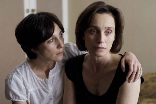 Elsa Zylberstein and Kristin Scott Thomas in I've Loved You So Long