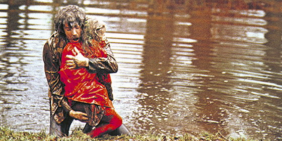 Donald Sutherland and Sharon Williams in Don't Look Now